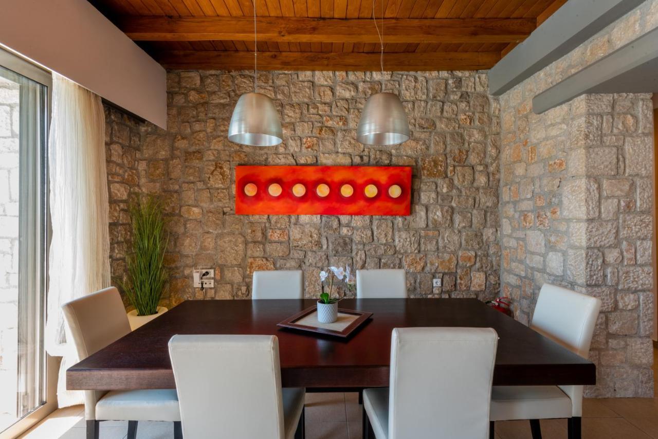 Villa Costamare - Enjoy Lazy Days On The Private Pool-Jacuzzi Pefki Екстериор снимка