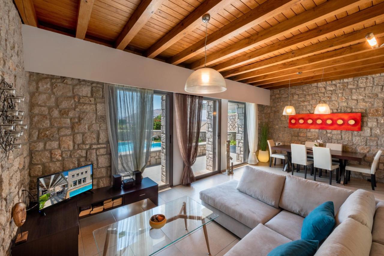Villa Costamare - Enjoy Lazy Days On The Private Pool-Jacuzzi Pefki Екстериор снимка