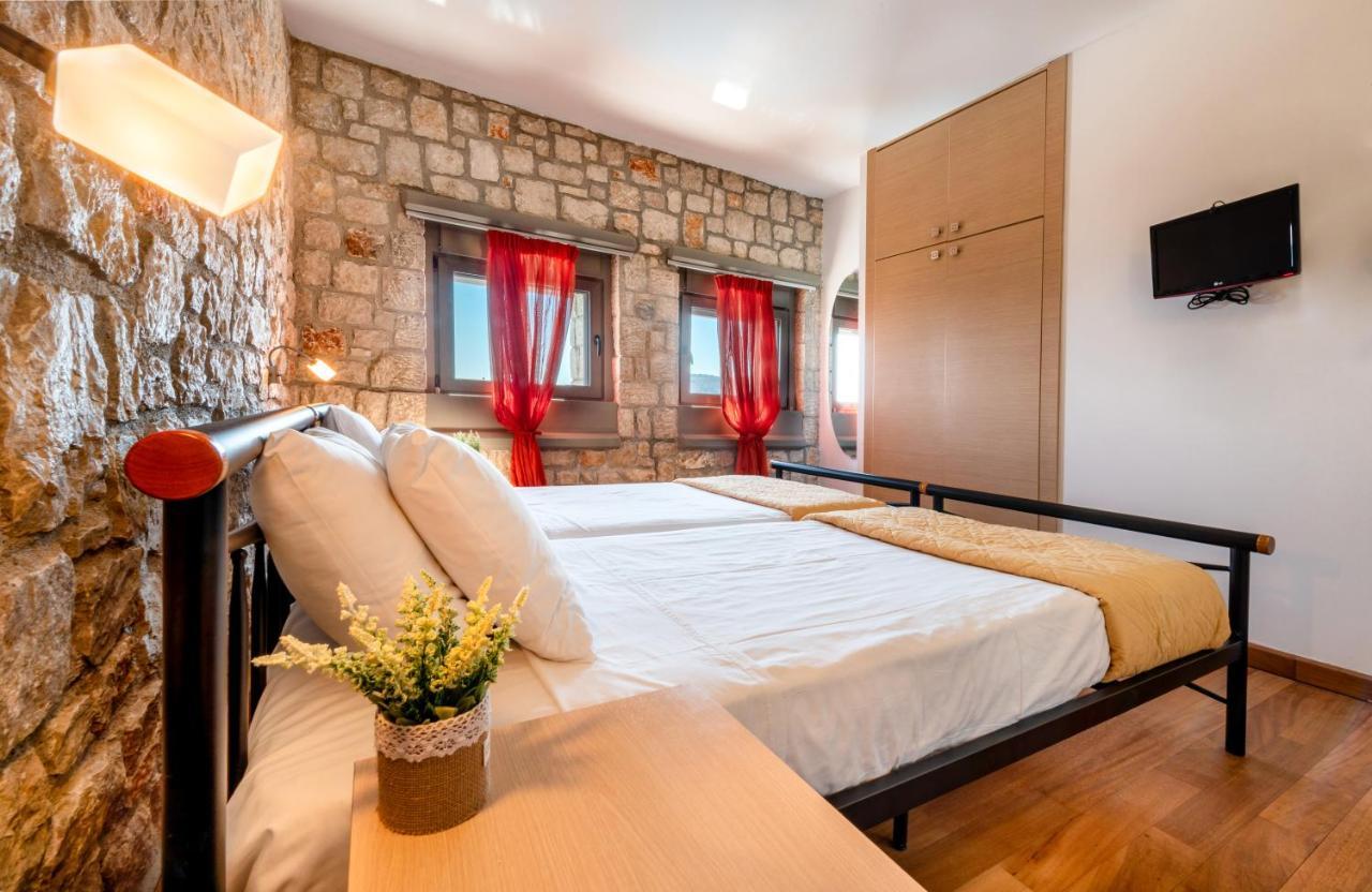 Villa Costamare - Enjoy Lazy Days On The Private Pool-Jacuzzi Pefki Екстериор снимка