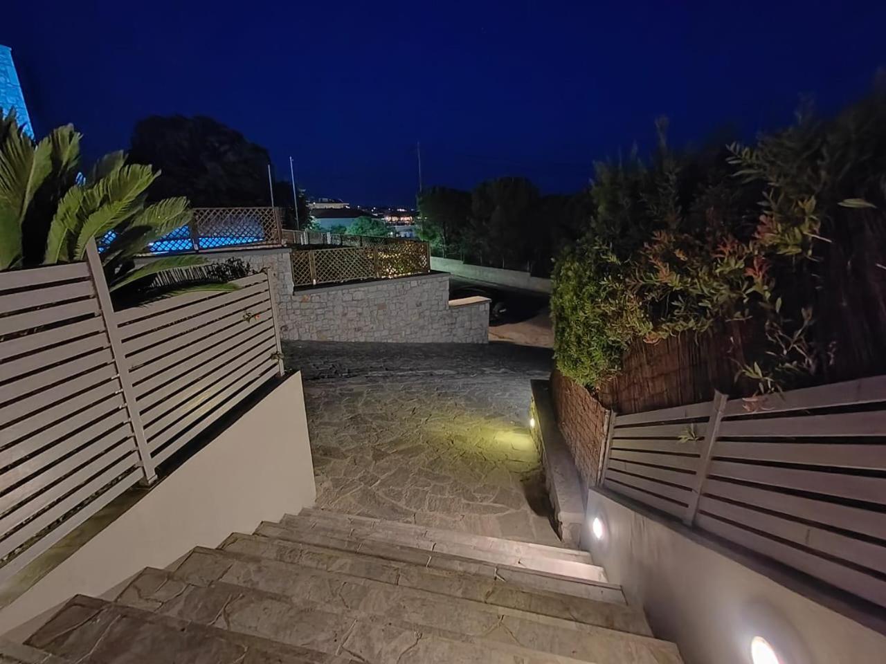 Villa Costamare - Enjoy Lazy Days On The Private Pool-Jacuzzi Pefki Екстериор снимка