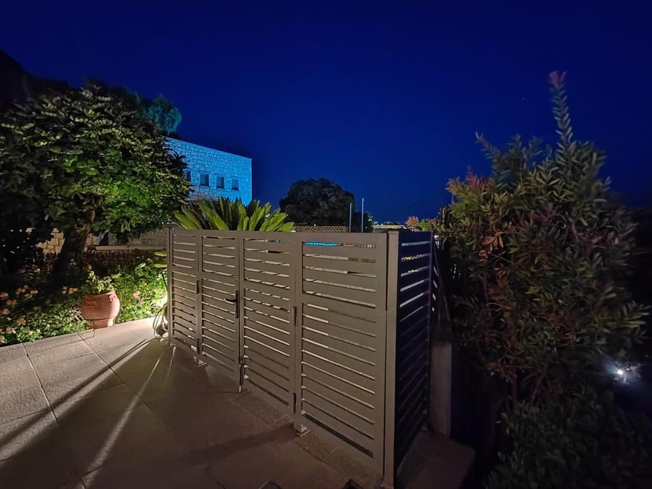 Villa Costamare - Enjoy Lazy Days On The Private Pool-Jacuzzi Pefki Екстериор снимка