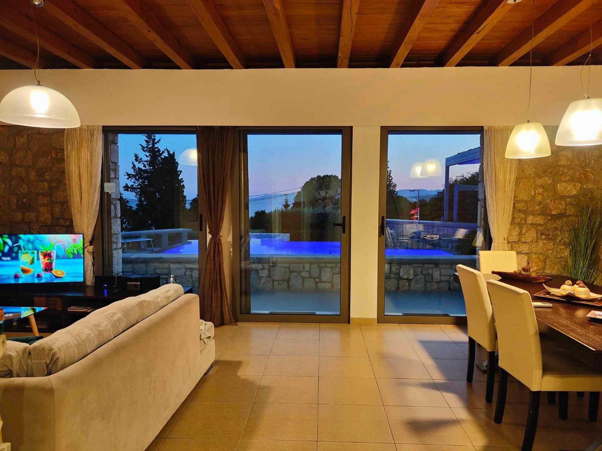 Villa Costamare - Enjoy Lazy Days On The Private Pool-Jacuzzi Pefki Екстериор снимка